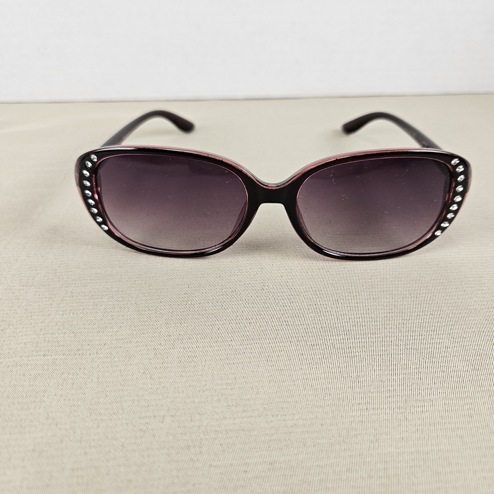 Stylish Purple Sunglasses with Rhinestone Details